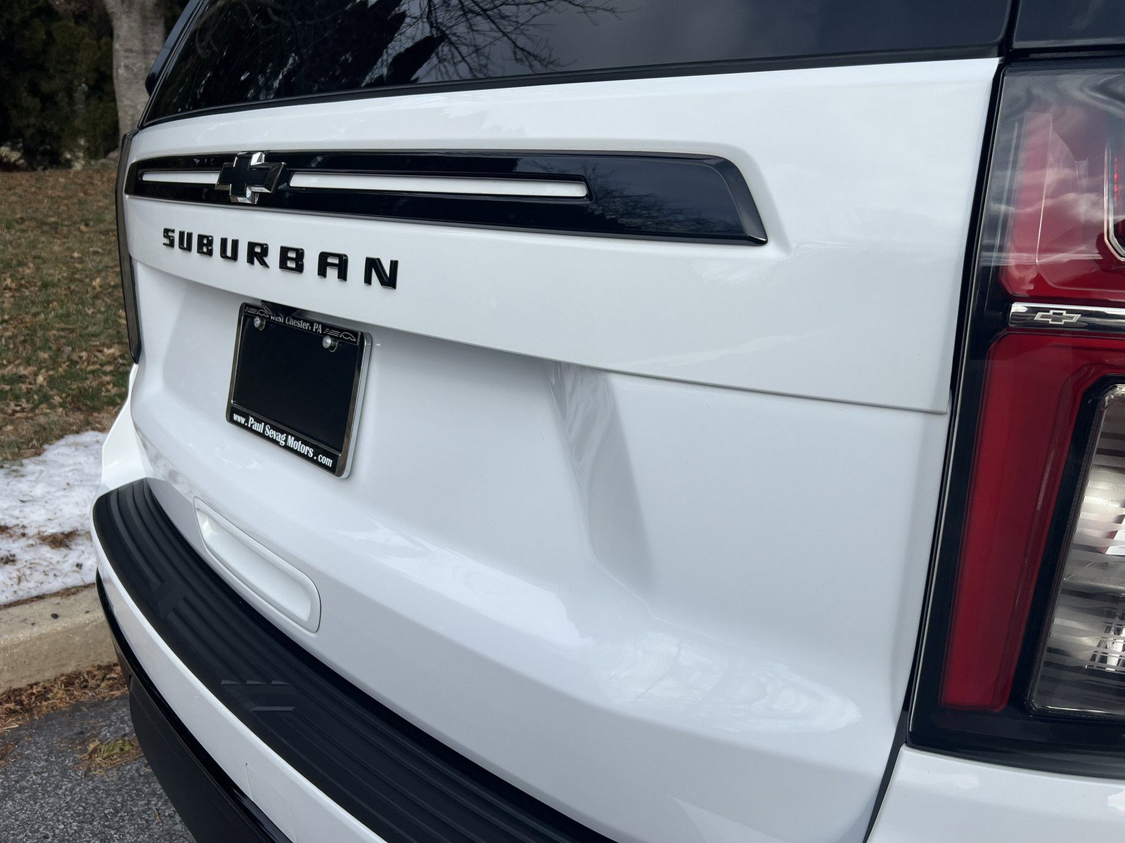 Used 2023 Chevrolet Suburban Z71 w/ Luxury Package image 57