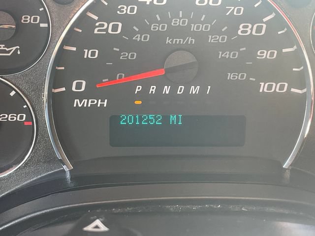 Used 2015 Chevrolet Express 2500 RWD image 11