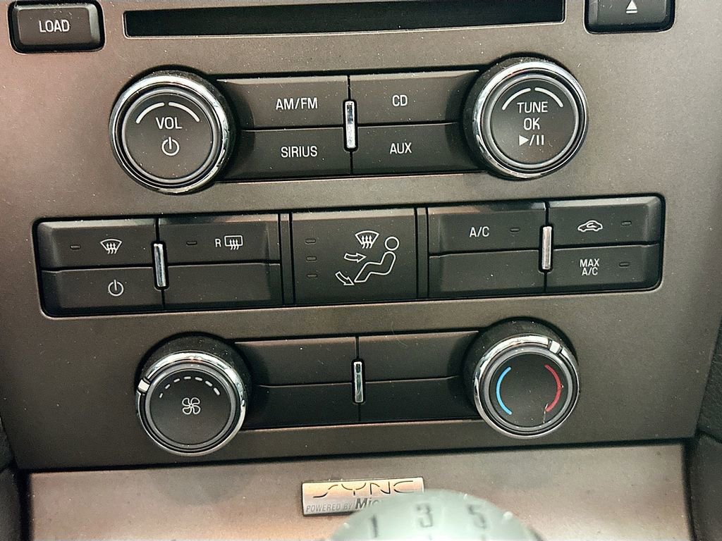 Used 2010 Ford Mustang Coupe RWD image 15