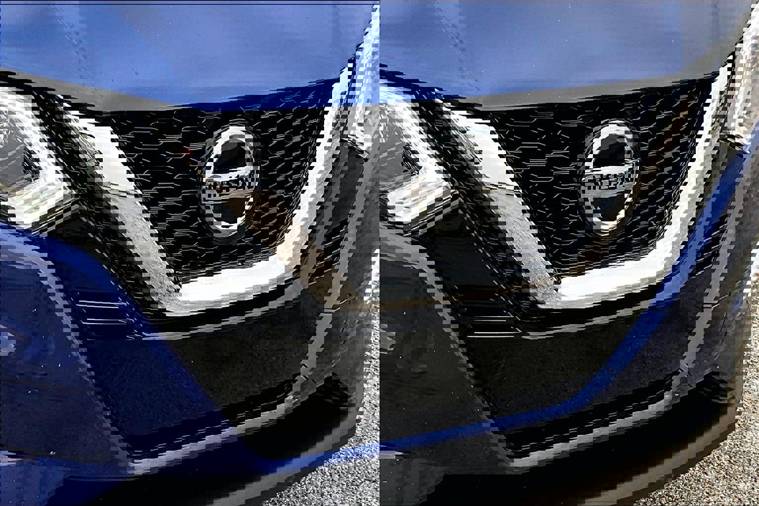 Used 2022 Nissan Rogue Sport SL w/ Premium Package image 31