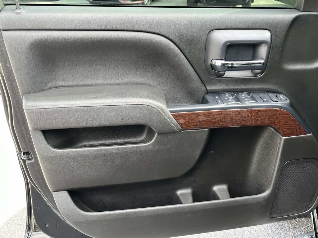 Used 2018 GMC Sierra 1500 SLE w/ SLE Value Package image 22