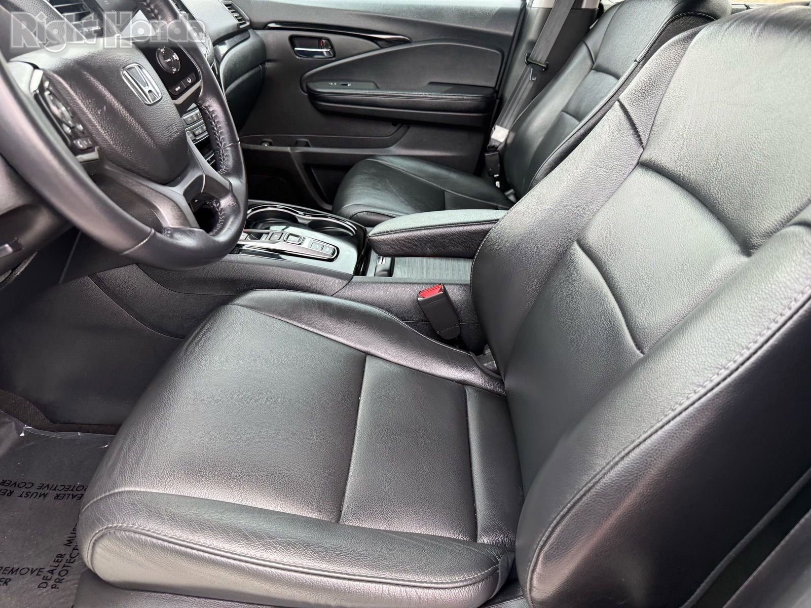 Used 2022 Honda Pilot Touring image 13