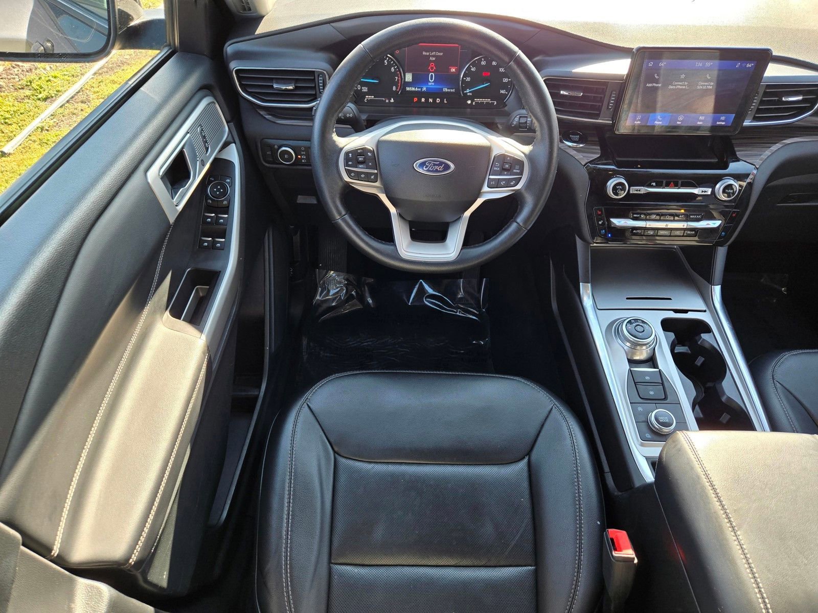 Used 2024 Ford Explorer Limited image 12