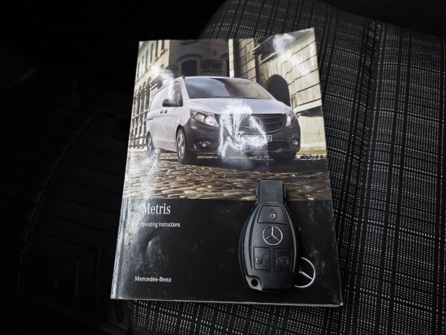 Used 2019 Mercedes-Benz Metris image 32