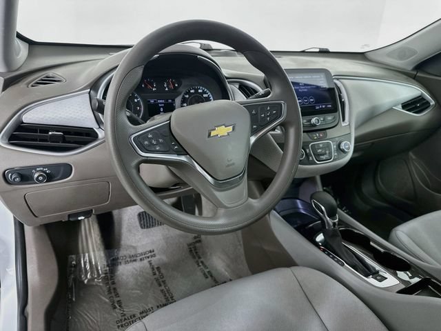 Used 2024 Chevrolet Malibu LS FWD image 11