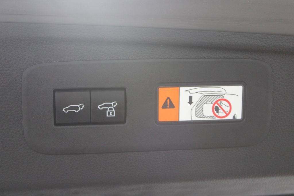 Used 2024 Lexus GX 550 550 Luxury image 17