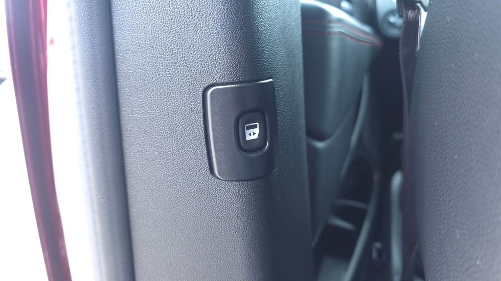Used 2017 Dodge Grand Caravan GT FWD image 29