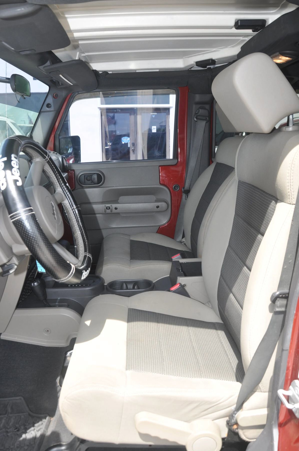 Used 2010 Jeep Wrangler Unlimited Sport AWD/4WD image 35
