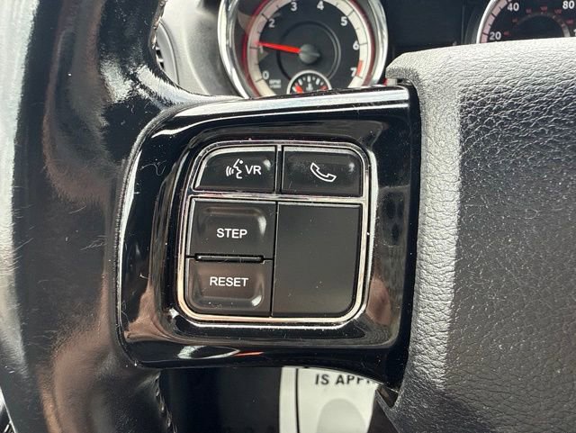 Used 2016 Dodge Grand Caravan SXT FWD image 20