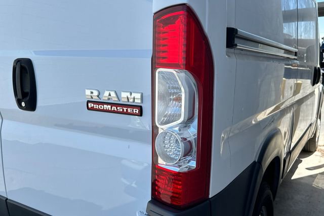 Used 2020 RAM ProMaster 1500 w/ Interior Convenience Group FWD image 12