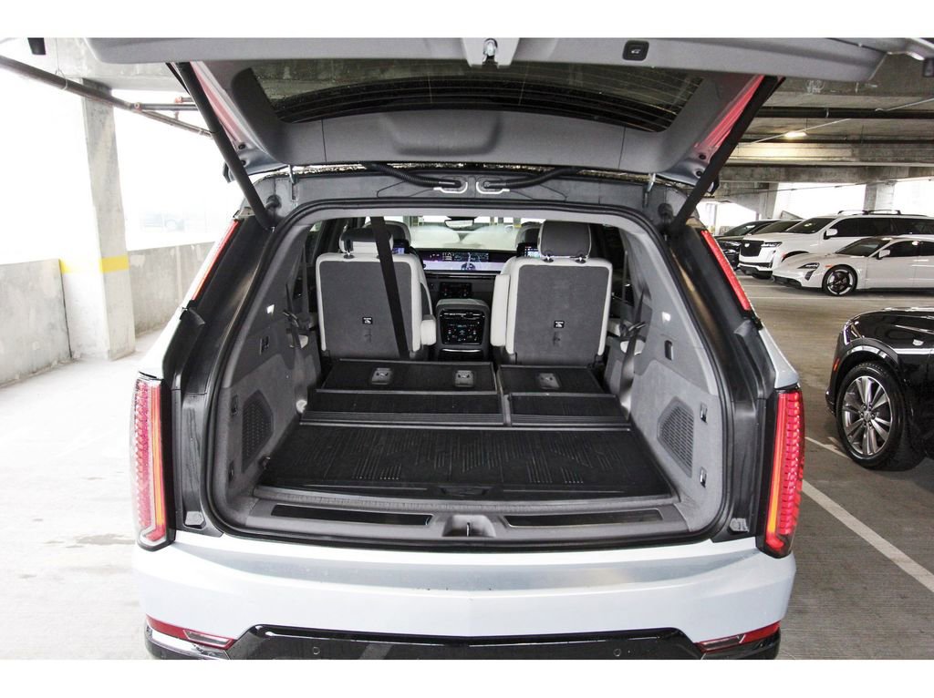 Used 2025 Cadillac Escalade IQ Sport 1 w/ Smart Trailering package image 29