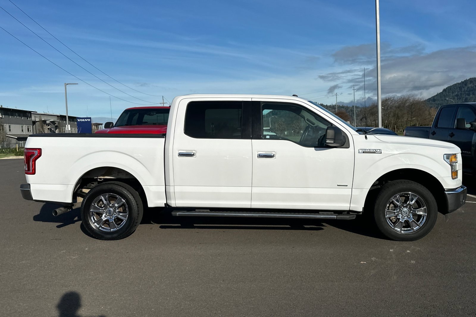 Used 2016 Ford F150 XLT w/ Equipment Group 302A Luxury image 2