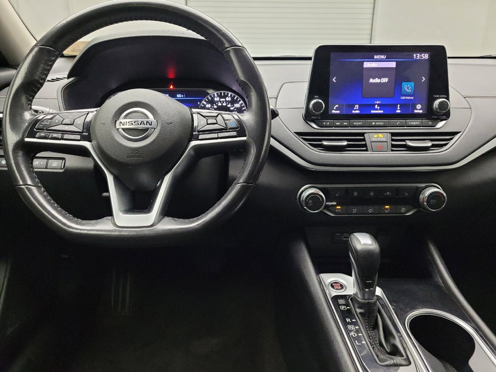 Used 2022 Nissan Altima 2.5 SV w/ SV Premium Package FWD image 22