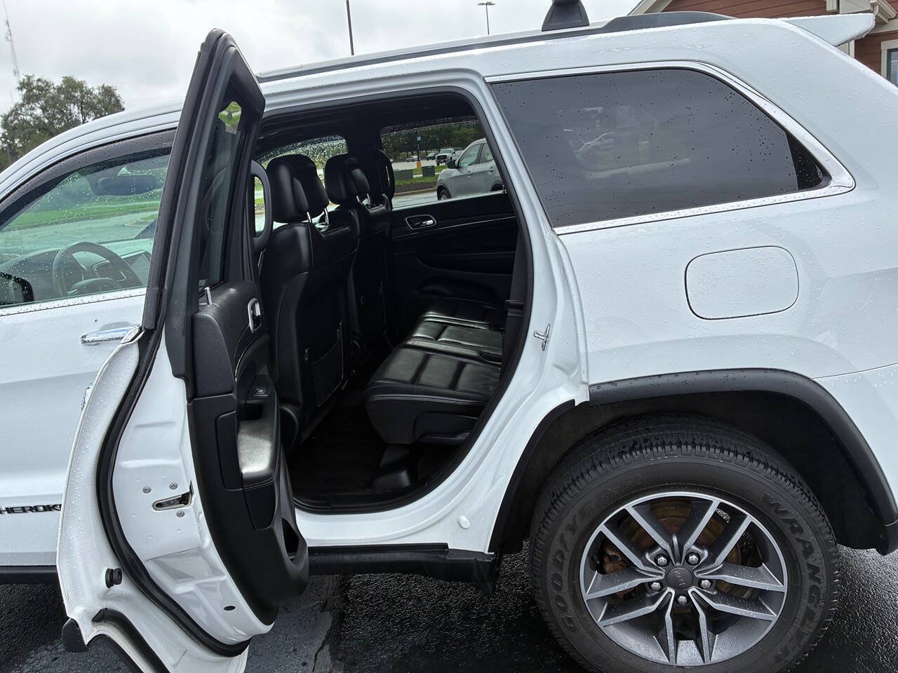 Used 2019 Jeep Grand Cherokee Limited w/ Luxury Group II AWD/4WD image 21