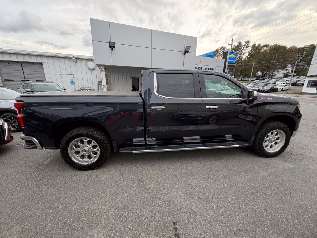 Used 2023 Chevrolet Silverado 1500 LTZ AWD/4WD image 6