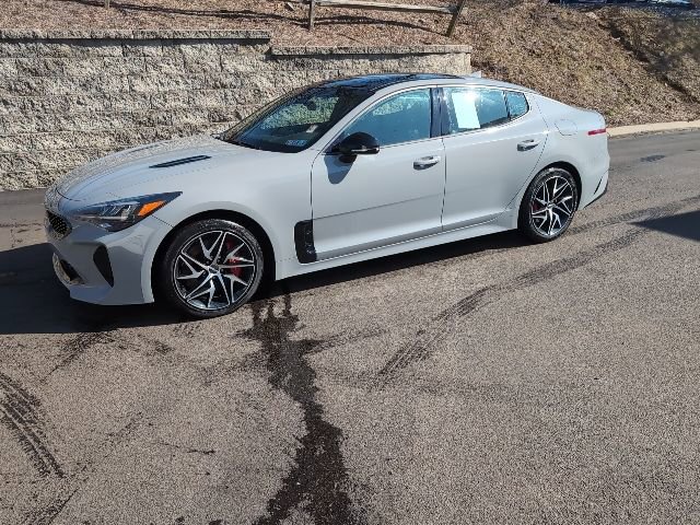 Used 2023 Kia Stinger GT-Line w/ Sun & Sound Package image 5