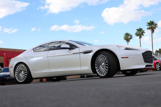 Used 2014 Aston Martin Rapide S image 12
