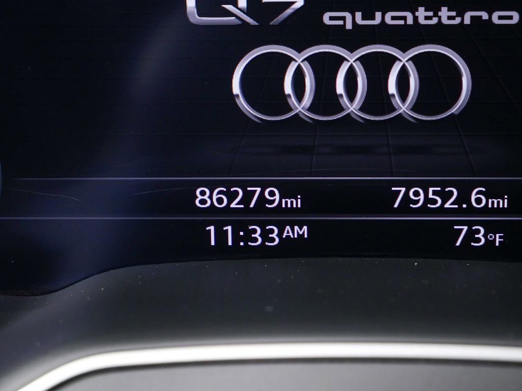 Used 2018 Audi Q7 3.0T Prestige AWD/4WD image 12