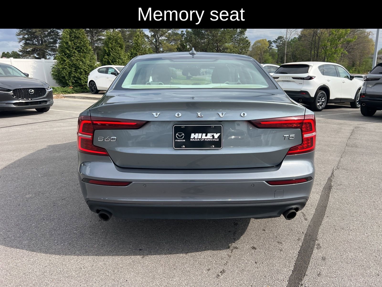 Used 2021 Volvo S60 T5 Momentum w/ Protection Package Premier image 8