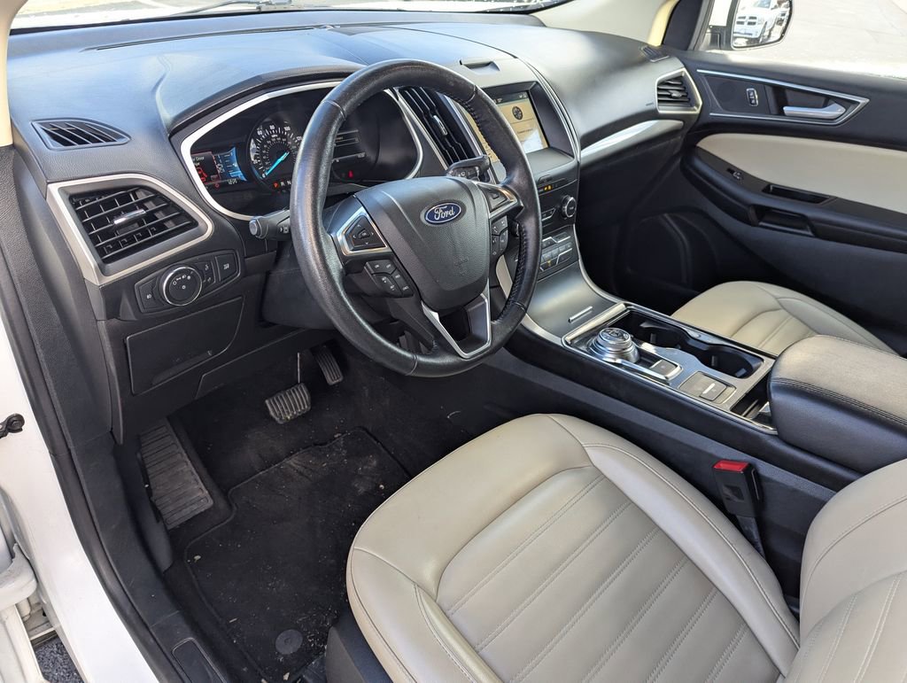 Used 2019 Ford Edge SEL w/ Equipment Group 201A AWD/4WD image 24