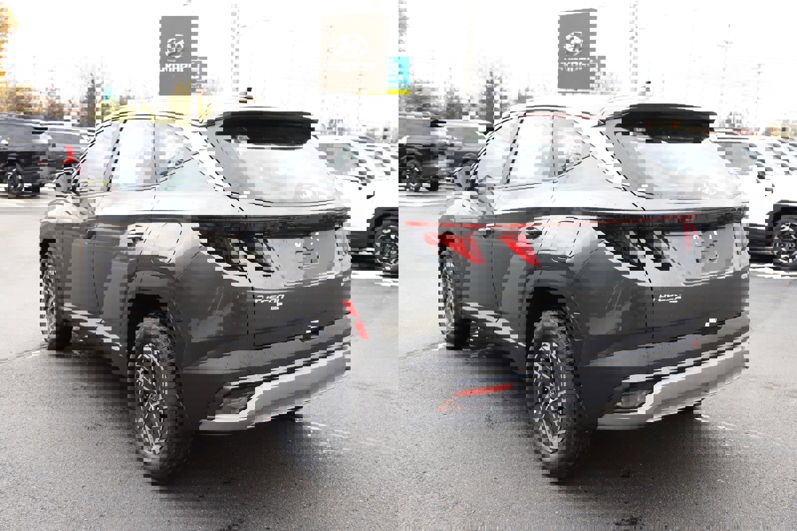 New 2026 Hyundai Tucson Blue SE image 8