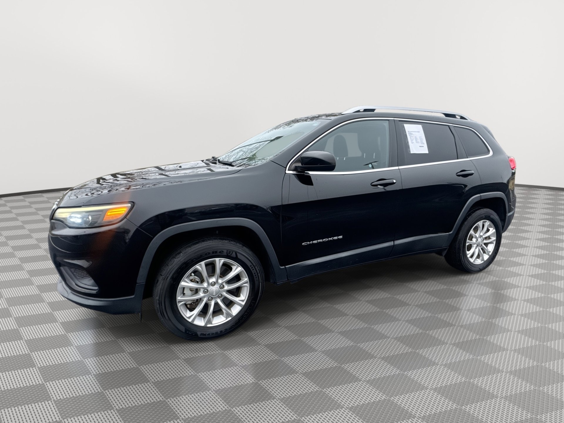 Used 2019 Jeep Cherokee Latitude w/ Cold Weather Group