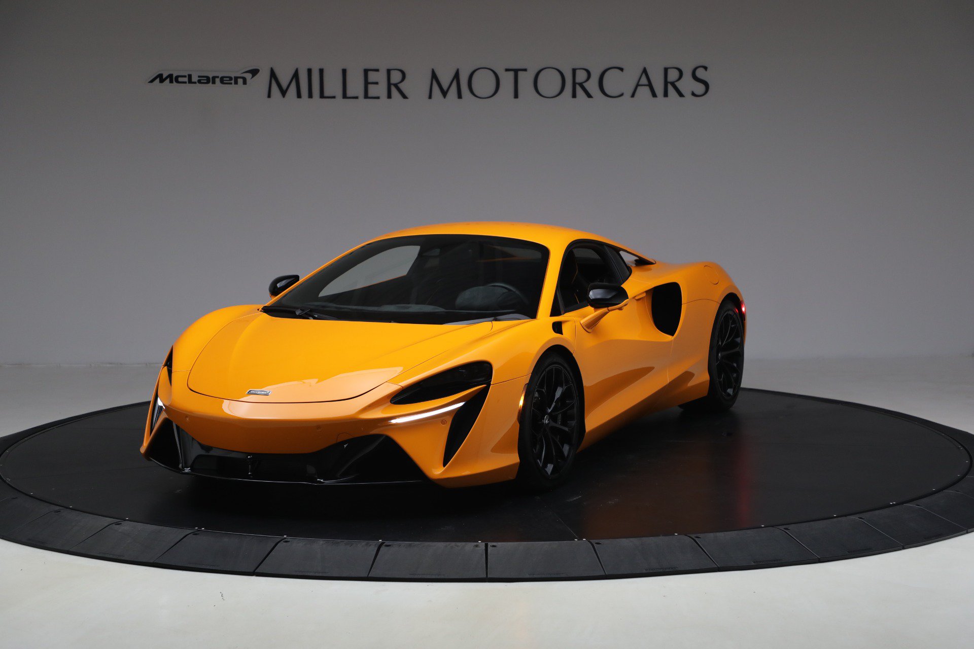 Used 2024 McLaren Artura