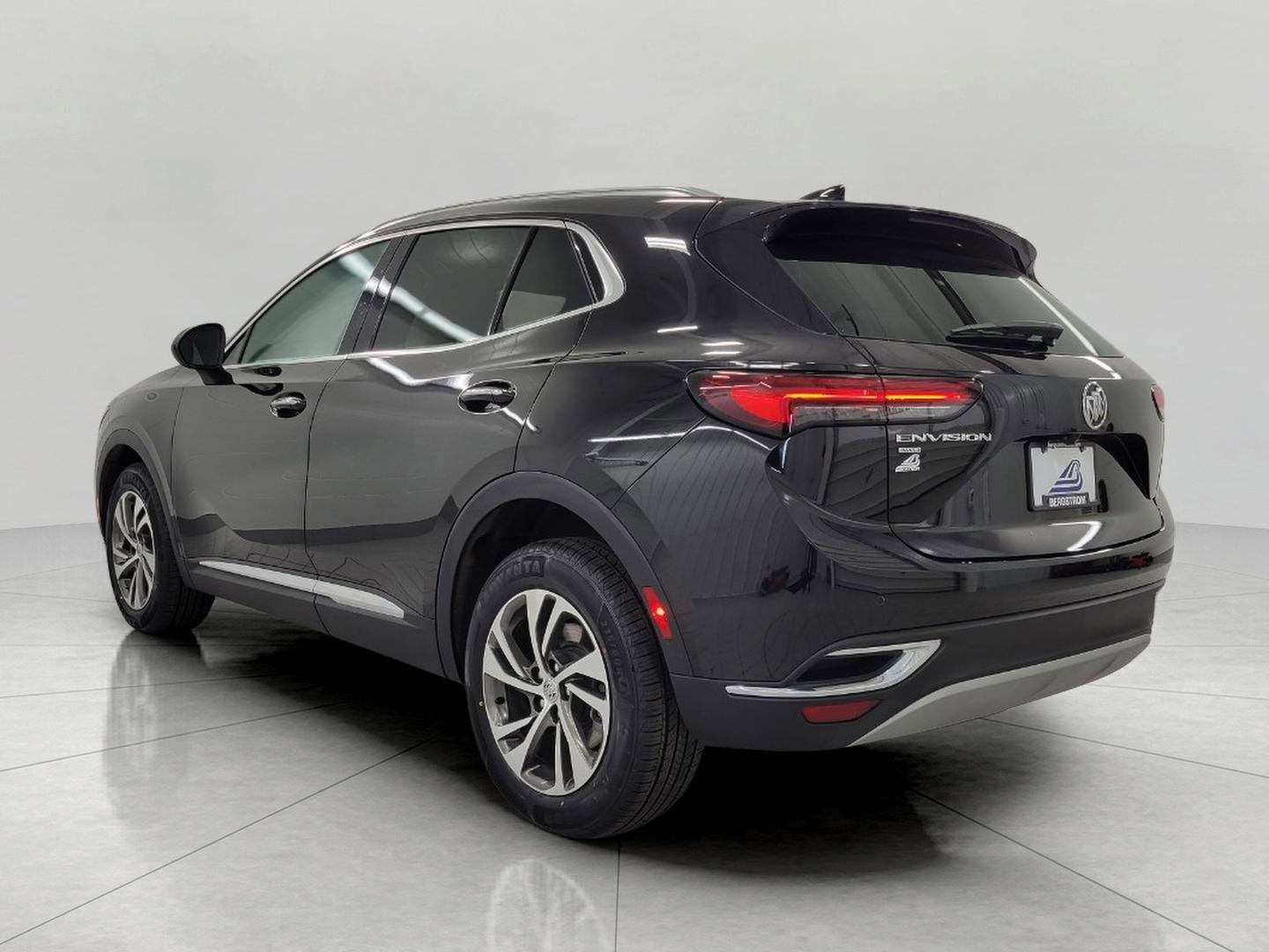 Used 2023 Buick Envision Essence AWD/4WD image 20