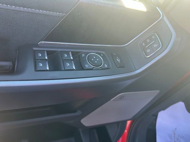 New 2026 Ford F250 Lariat w/ Black Appearance Package image 13