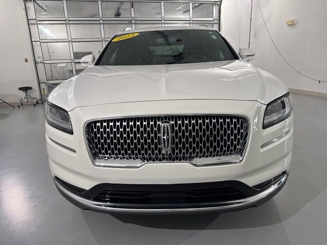 Used 2023 Lincoln Nautilus Reserve w/ Equipment Group 201A AWD/4WD image 2