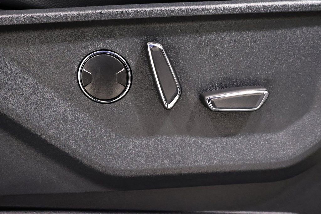 New 2026 Ford F150 Lariat w/ Equipment Group 502A High image 17