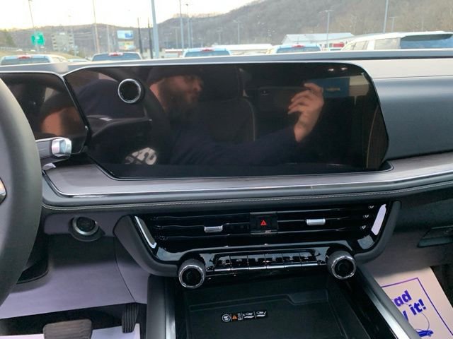 New 2026 Chevrolet Tahoe Premier w/ Sun And Tow Package image 23