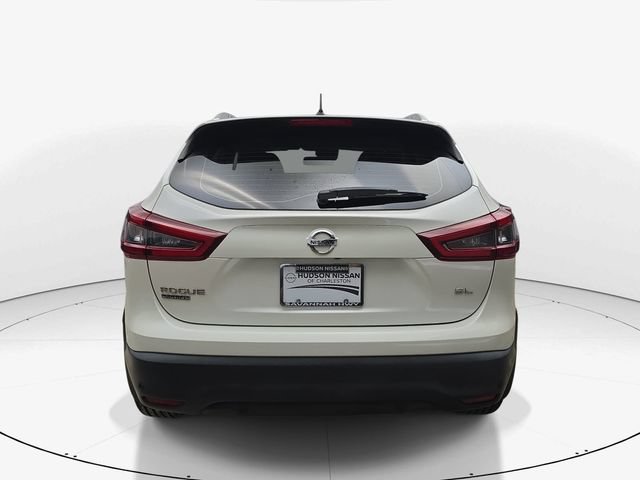 Used 2022 Nissan Rogue Sport SL w/ Premium Package FWD image 7