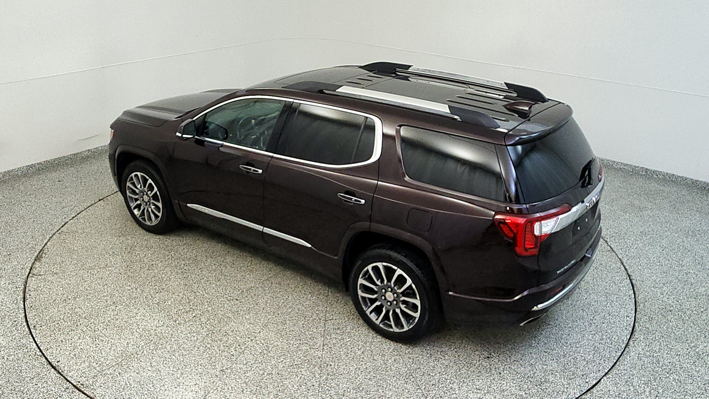 Used 2021 GMC Acadia Denali w/ Denali Ultimate Package AWD/4WD image 14