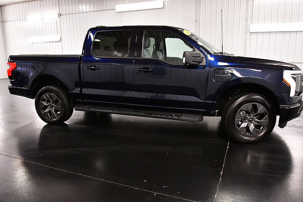 Used 2023 Ford F150 Lightning XLT w/ Equipment Group 312A High AWD/4WD image 8