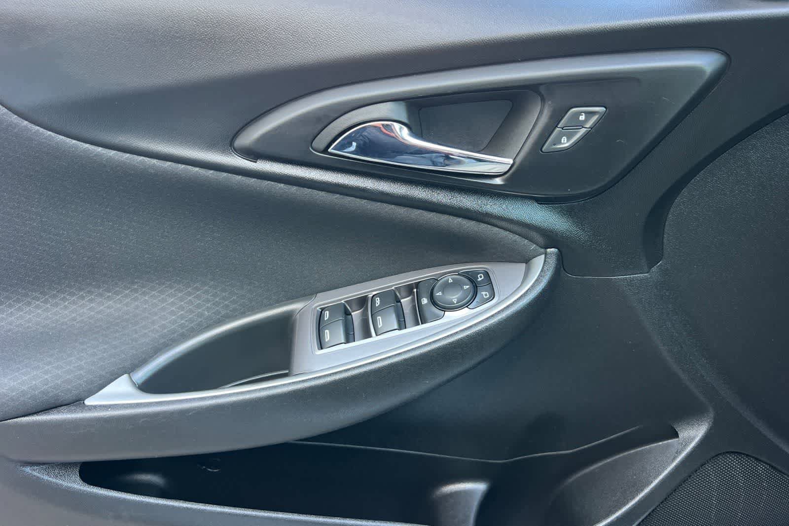 Used 2023 Chevrolet Malibu LT FWD image 13
