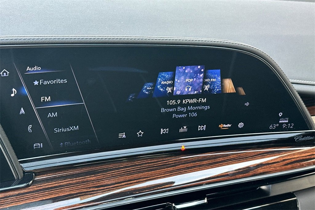 Used 2022 Cadillac Escalade Premium Luxury image 22