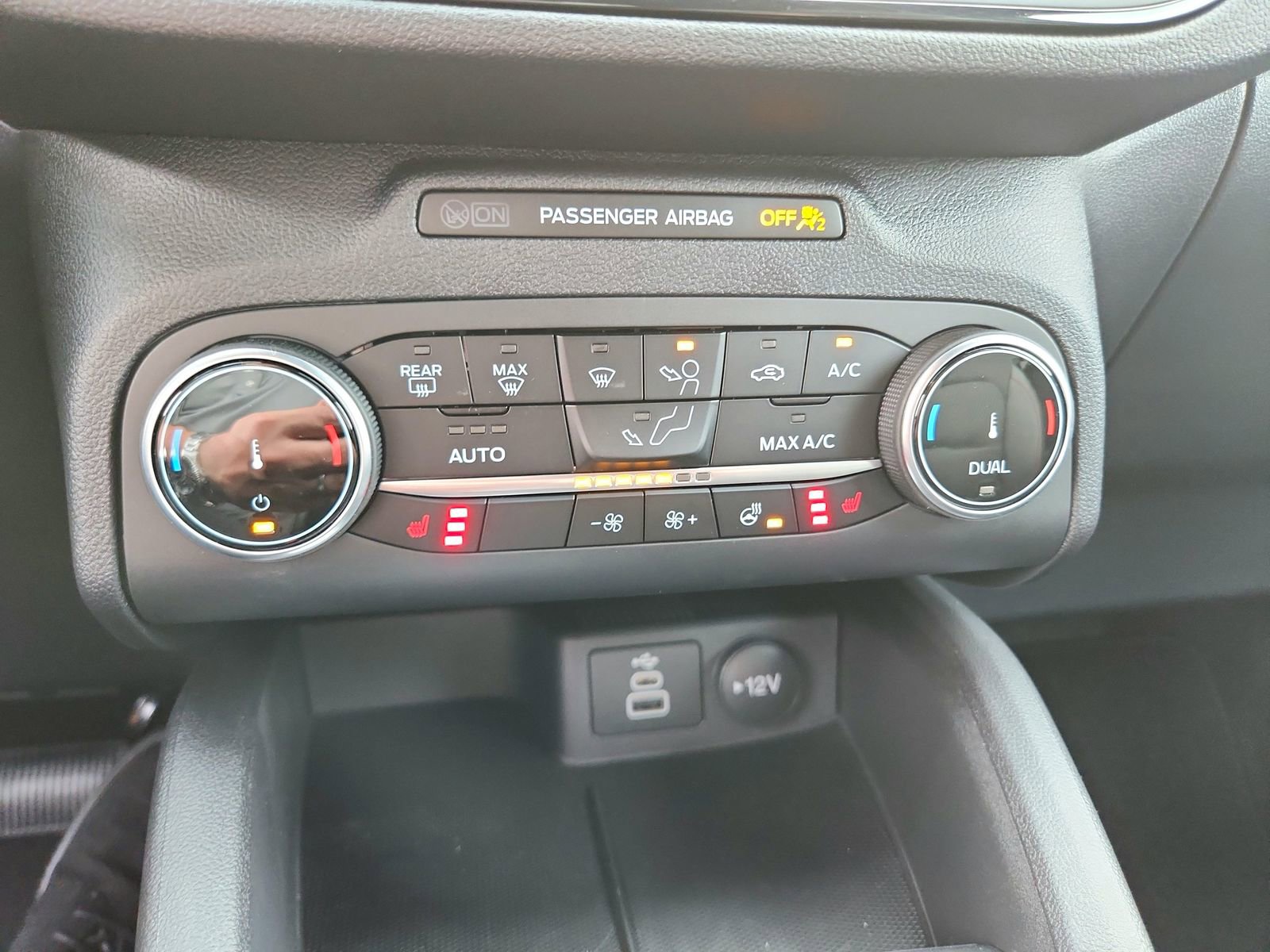 New 2026 Ford Escape ST-Line w/ Cold Weather Package image 19