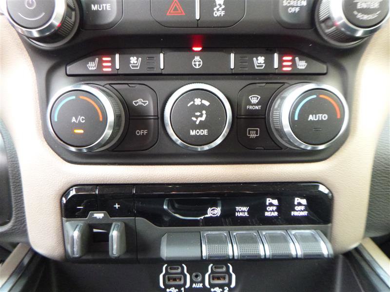 Used 2021 RAM 3500 Laramie image 15