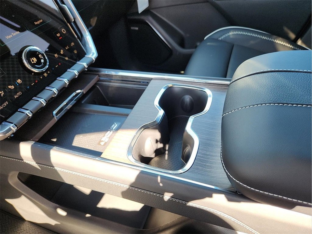 New 2026 GMC Acadia Denali w/ Super Cruise Package image 25