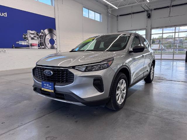 Certified 2024 Ford Escape Active AWD/4WD image 2