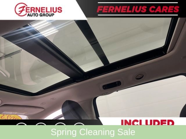 Used 2023 Chrysler Pacifica Limited FWD image 30