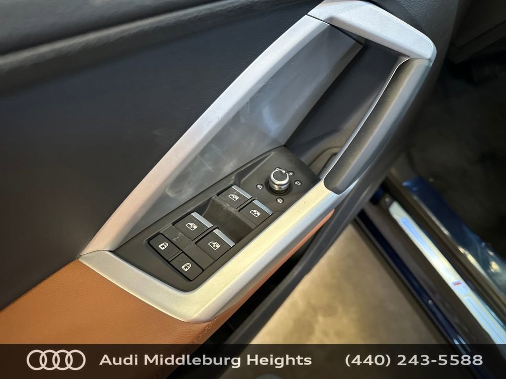 Used 2025 Audi Q3 2.0T Premium w/ Convenience Plus Package image 13