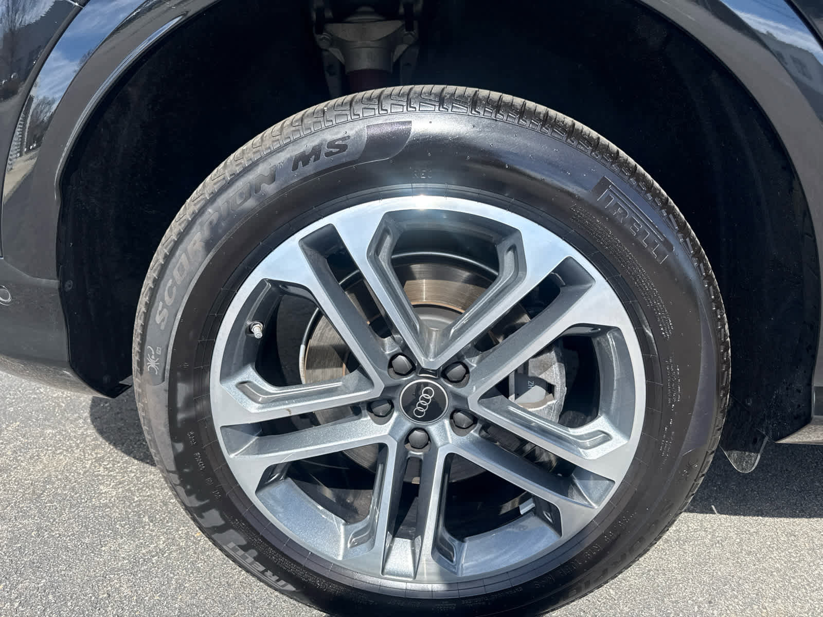 Certified 2025 Audi Q5 Premium w/ Convenience Package AWD/4WD image 23