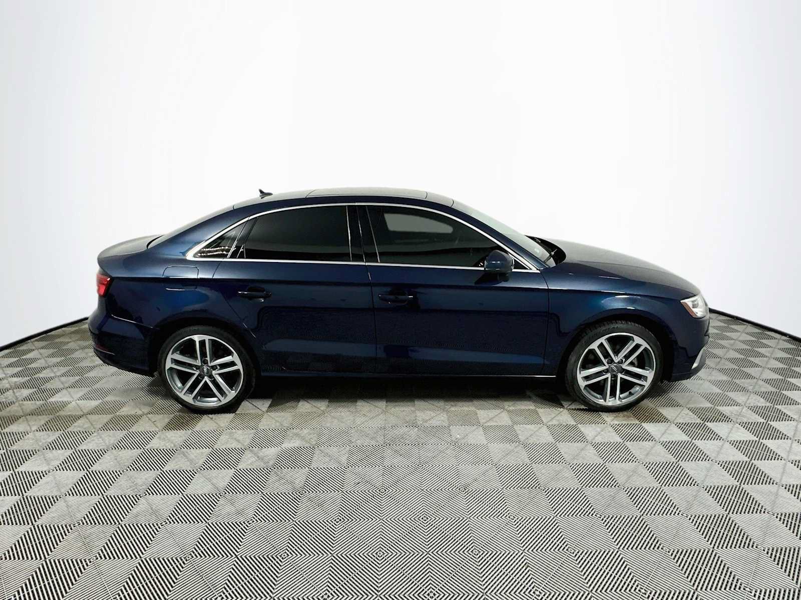 Used 2019 Audi A3 2.0T Premium w/ Convenience Package FWD image 8