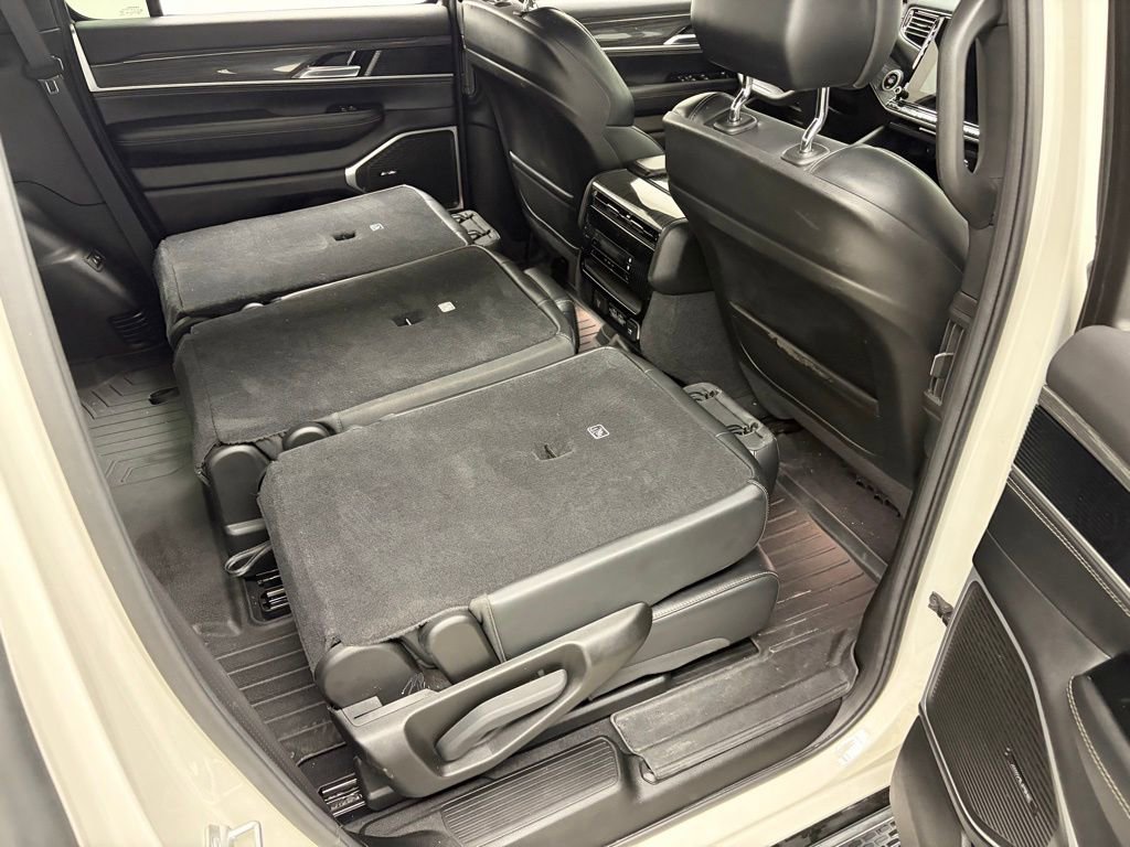 Used 2022 Jeep Wagoneer Series III image 42