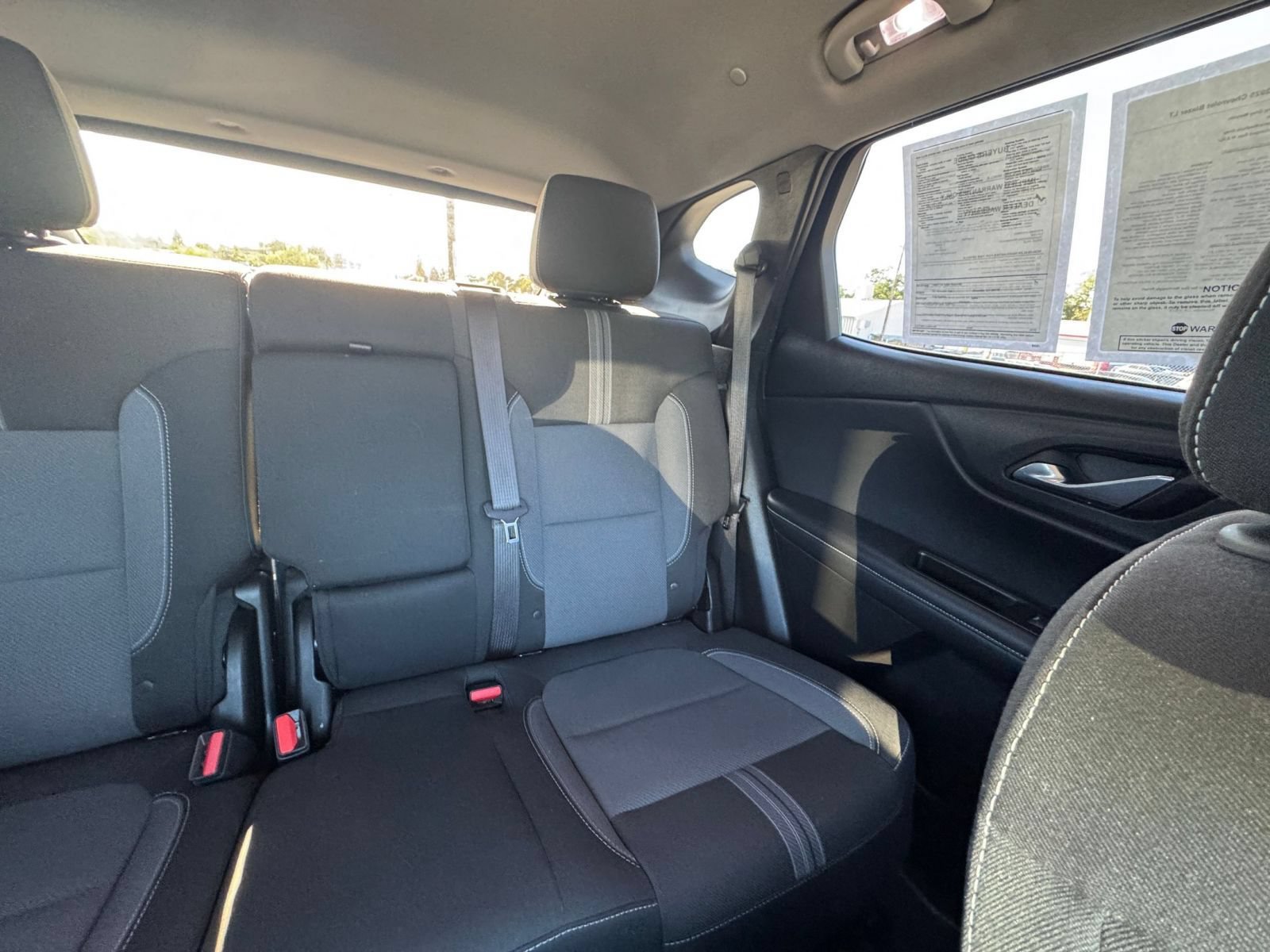 Used 2025 Chevrolet Blazer LT FWD image 39