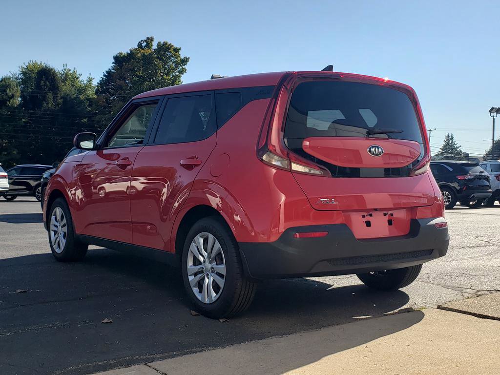 Used 2020 Kia Soul LX image 5