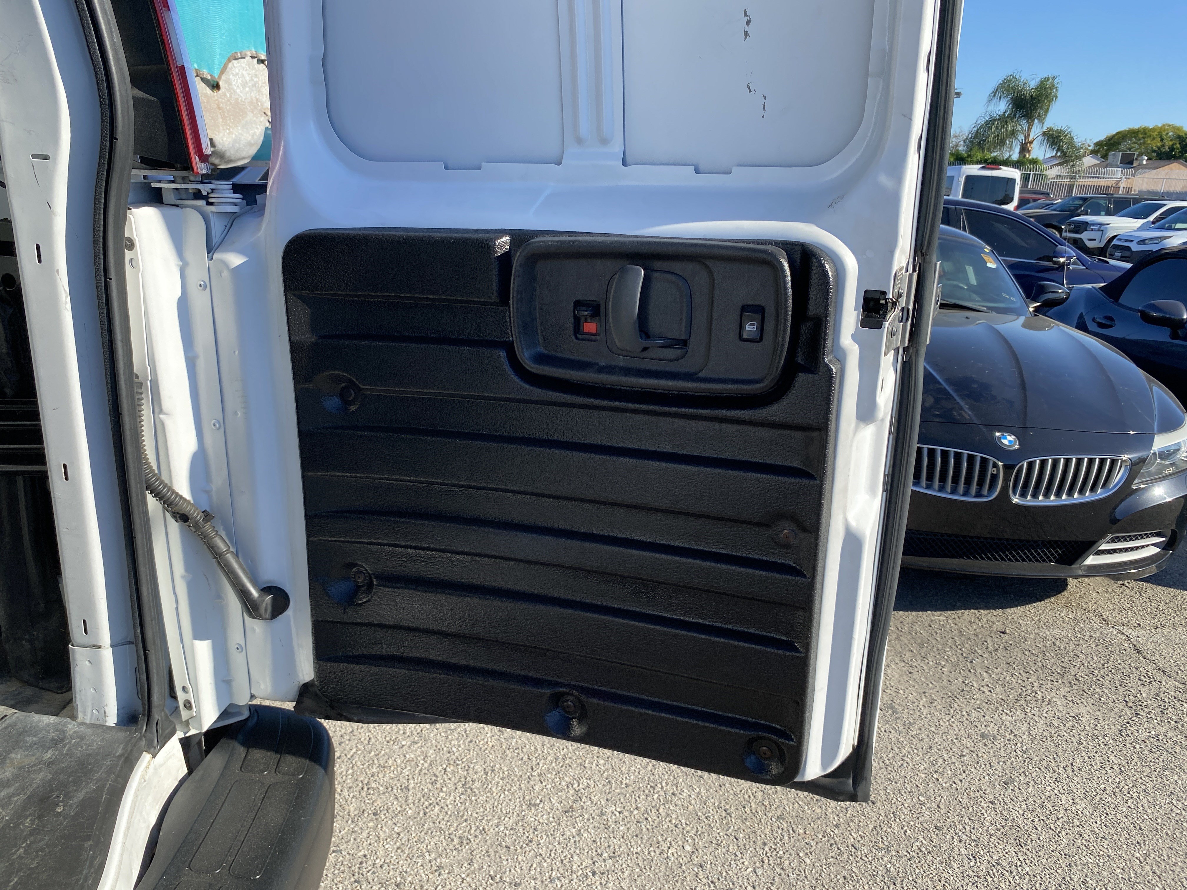 Used 2019 Chevrolet Express 2500 w/ Driver Convenience Package RWD image 18