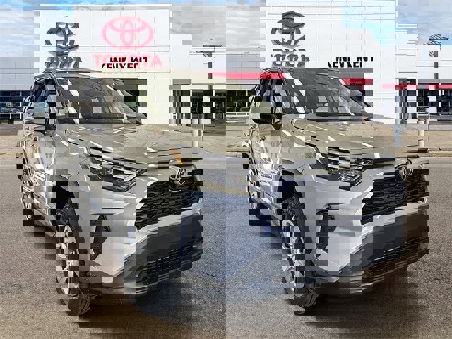 New 2025 Toyota RAV4 LE image 2